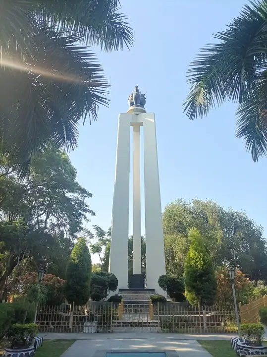 Shaheed Minar
